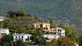 Plot for sale in Benahavis Centro