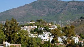 Plot for sale in Benahavis Centro