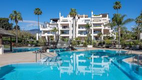 Lägenhet for sale in Bahía del Velerín, Estepona Öst