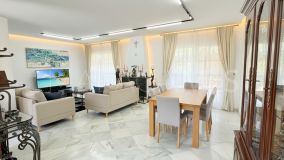 Chalet for sale in Monte Biarritz, Estepona Öst