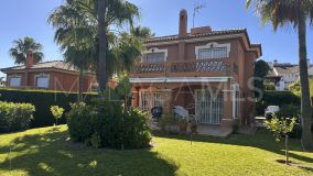 Chalet for sale in Monte Biarritz, Estepona Est