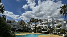 Markplanslägenhet for sale in Costalita, Estepona Öst