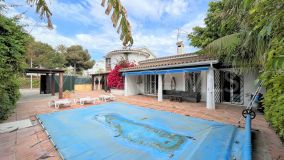 Villa zu verkaufen in El Saladillo, Estepona Ost