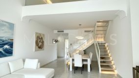 Tvåvåningslägenhet for sale in Country Club Las Brisas, Nueva Andalucia