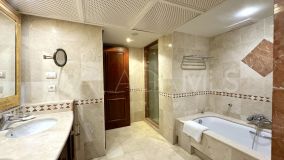 Lägenhet for sale in Melia Hacienda del Mar, Estepona Öst
