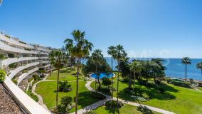 Apartamento en venta en Los Granados Playa, Estepona Este