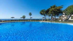 Apartamento en venta en Los Granados Playa, Estepona Este