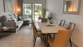 Apartamento Planta Baja en venta en Los Granados Playa, Estepona Este