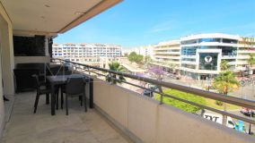 Apartamento en venta en Marina Banus, Marbella - Puerto Banus
