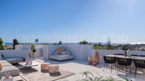 Villa a la venta de 5 dormitorios en Guadalmina Alta