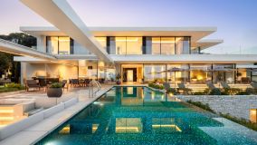 Villa for sale in El Madroñal, Benahavis