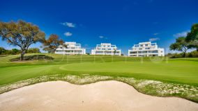 First floor apartment in the new development of Emerald Green in San Roque Club with views to the golf course.