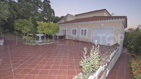 For sale villa with 5 bedrooms in Sotogrande Alto Central