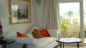 Buy apartment with 2 bedrooms in Jardines de Sotogrande