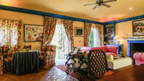 Pareado con 5 dormitorios en venta en Los Patios de Valderrama