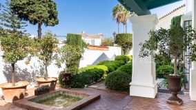 Haus zu verkaufen in Casasola, Estepona Ost