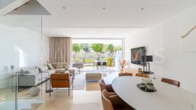 Villa Pareada en venta en La Finca de Marbella, Marbella Este