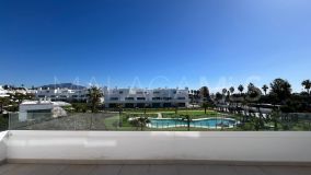 Wohnung zu verkaufen in Aqua Gardens, Estepona Ost