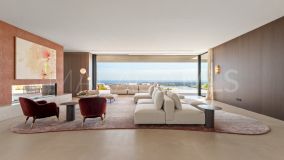 Villa for sale in El Herrojo, Benahavis