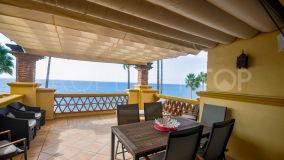 Frontline beach apartment in Rio Real Playa, Marbella East