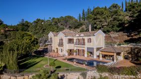 Villa en venta en El Madroñal, Benahavis