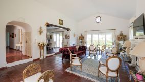 Villa for sale in Fuente del Espanto, Benahavis