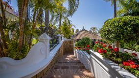Villa for sale in Bahia de Marbella, Marbella Est
