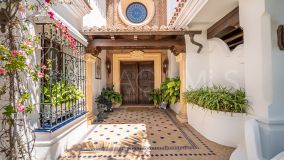 Villa for sale in Bahia de Marbella, Marbella Est