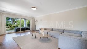 Villa for sale in Lomas de Magna Marbella, Marbella Golden Mile