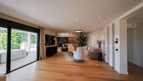 Villa en venta en Rocio de Nagüeles, Marbella Golden Mile