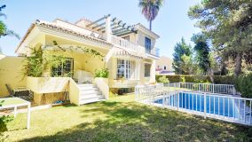 6 bedrooms villa in Altos del Rodeo for sale