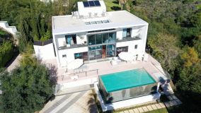 Buy El Paraiso villa with 7 bedrooms