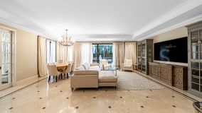 Villa zu verkaufen in Los Flamingos Golf, Benahavis