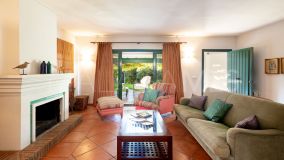 Casa en venta en El Saladillo, Estepona Este