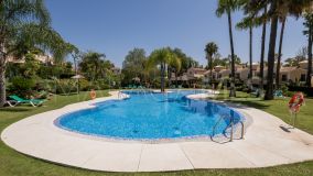 Maison de Ville for sale in Isla de Guadalmina, San Pedro de Alcantara