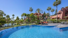 Penthouse for sale in Torre Bermeja, Estepona East