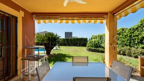 Villa for sale in Rio Real, Marbella East