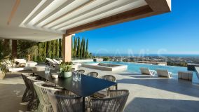 Villa till salu på El Herrojo, Benahavis