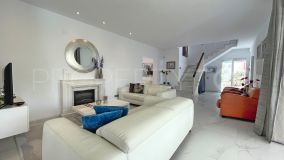 Villa for sale in Los Monteros with 5 bedrooms