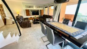 Spacious 3 bedrooms Duplex Penthouse in Calahonda with panoramic sea views