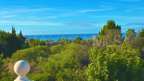 Villa for sale in Bello Horizonte, Marbella East