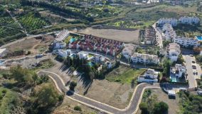 Parcelas en venta en THE BLISS VILLAGE con licencia (en trámite) y proyecto básico para construir una fabulosa villa moderna