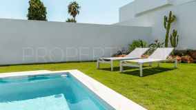 For sale 4 bedrooms villa in Linda Vista Baja