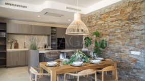 Villa for sale in La Alqueria, Benahavis