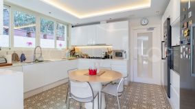 For sale villa in Marbella Hill Club with 5 bedrooms