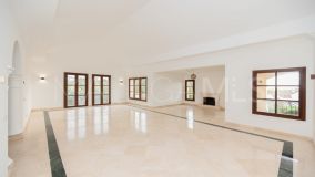 Villa zu verkaufen in Nueva Andalucia, Marbella