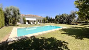 Villa for sale in Altos de Puente Romano, Marbella Golden Mile