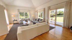 Villa for sale in Altos de Puente Romano, Marbella Golden Mile