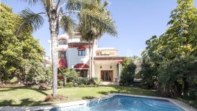 Villa zu verkaufen in Altos de Puente Romano, Marbella Goldene Meile