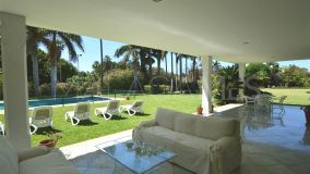 Villa for sale in Guadalmina Baja, San Pedro de Alcantara